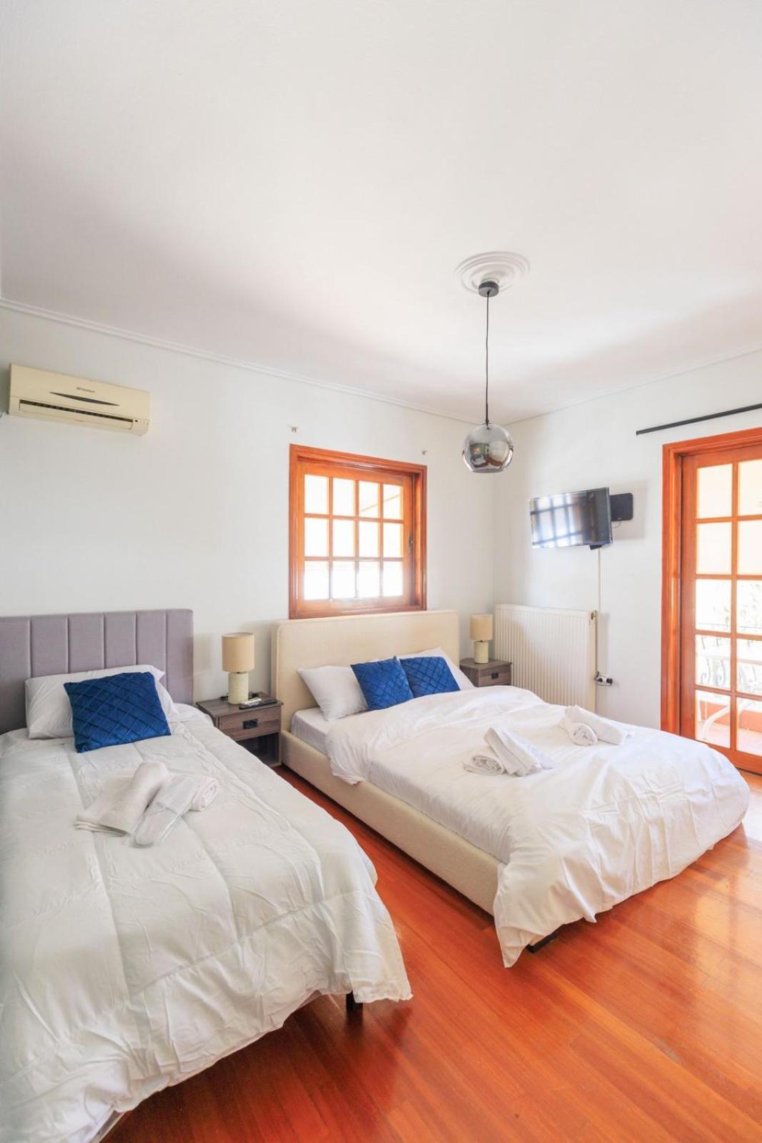 Aiolos Grand Super Lux Suite Kalamaki Alimos Near The Sea Athen Exterior foto
