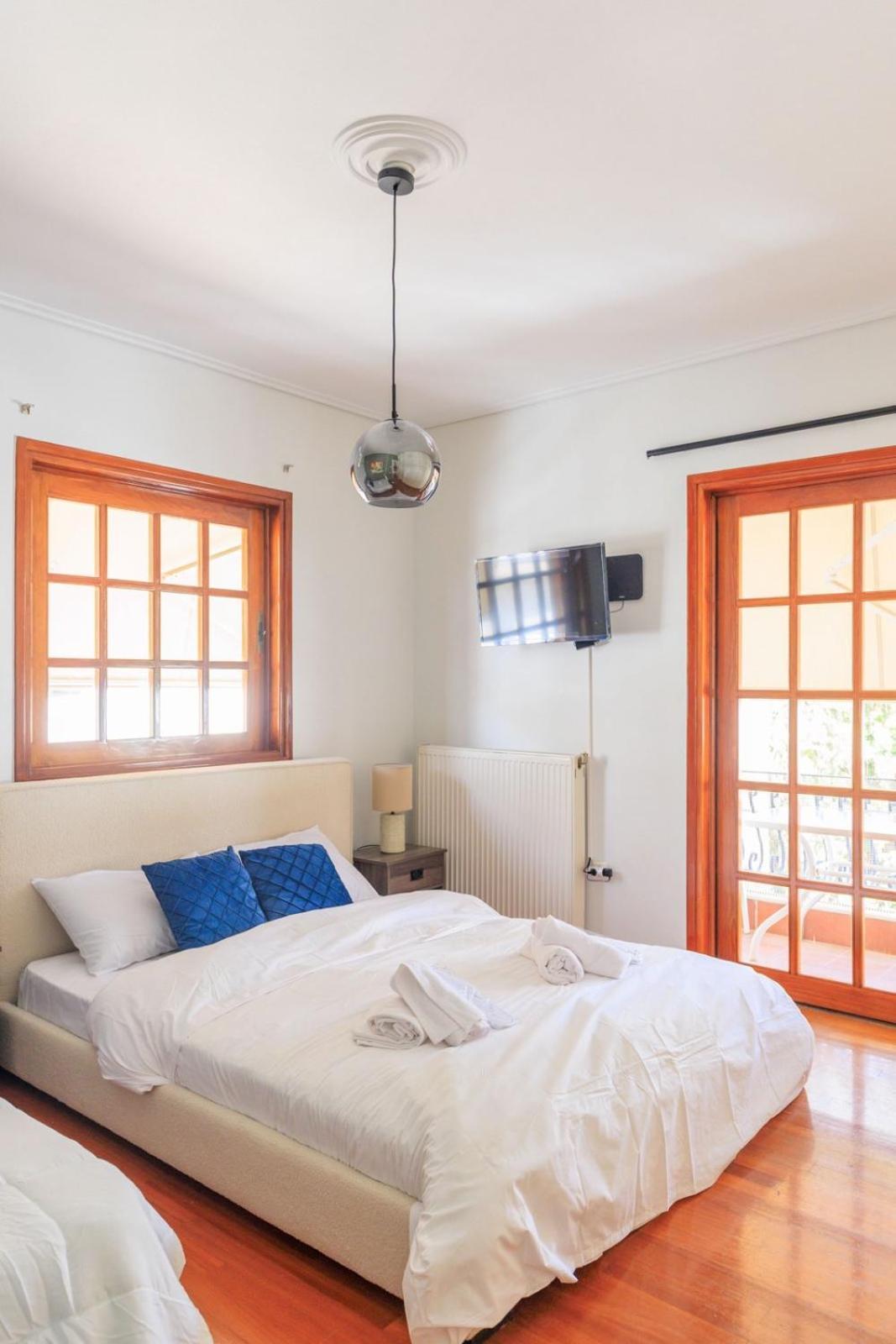 Aiolos Grand Super Lux Suite Kalamaki Alimos Near The Sea Athen Exterior foto